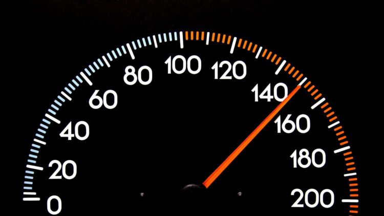 La DGT permite circular a 150 km/h por autopista: de esta manera podrás superar el límite de velocidad 1 Límite velocidad 150 kmh