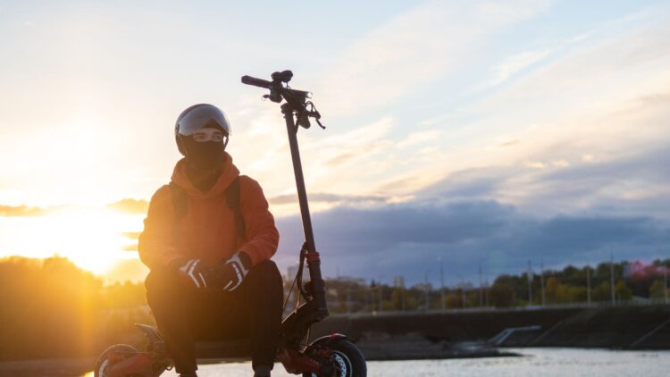 Esta es la normativa que debes conocer para comprar un patinete eléctrico en 2025 1 Normativa patinete eléctrico
