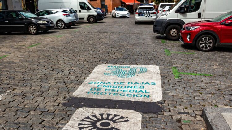 El truco que nadie conoce pero todos necesitan: cómo circular sin etiqueta ambiental en las ZBE en 2025 1 ZBE sin etiqueta