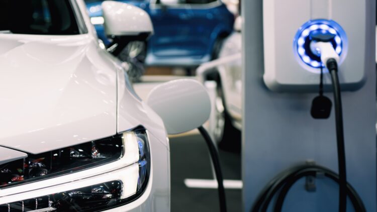 Lo estás haciendo mal: aumenta un 70% la vida de tu coche eléctrico cargándolo de esta manera 1 Lo estás haciendo mal: aumenta un 70% la vida de tu coche eléctrico cargándolo de esta manera