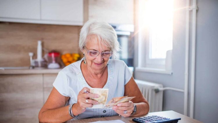 Nuevas cuantías oficiales de la subida de las pensiones de viudedad en España: entrarán en vigor en esta fecha 1 Nuevas cuantías oficiales de la subida de las pensiones de viudedad en España