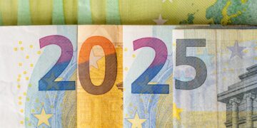 Subidón del Salario Mínimo Interprofesional en España a partir de 2025: estas son las últimas previsiones del Gobierno