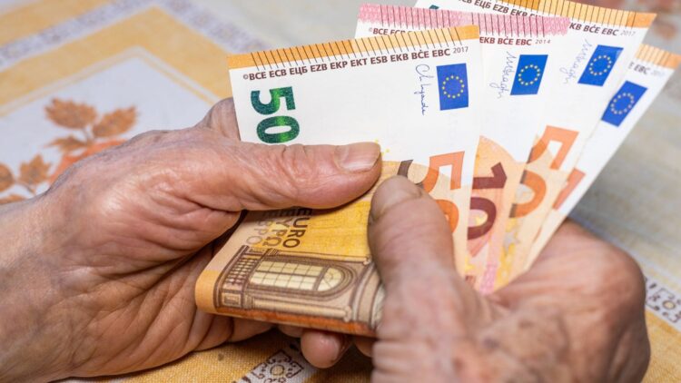 Cobrar dos pensiones
