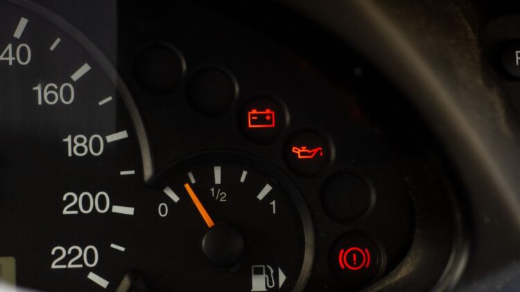 Te estás cargando tu coche haciendo esto: los expertos han lanzado un nuevo aviso 1 coche