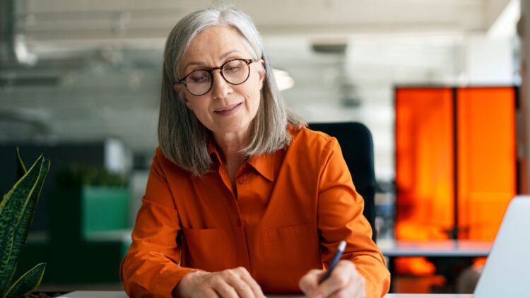 La nueva edad de jubilación en España vuelve a cambiar: la lista al completo hasta 2027 1 Edad de jubilación