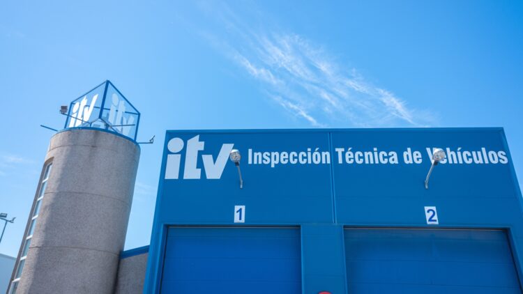 Adiós a suspender la ITV: el coche que nunca te va a fallar durante la inspección 1 ITV