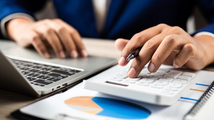 Carburantes, hipotecas o impuestos: todo cambia en sus precios y para algunos son malas noticias 1 Nuevos precios 2025