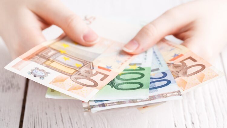 Andalucía pone en marcha una ayuda de 1.500 euros y estos son todos los que van a beneficiarse 1 ayuda rmisa