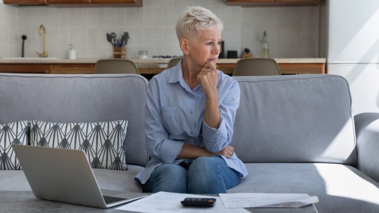 Mucha atención si cobras una pensión de viudedad: el motivo por el que te quedarás sin ella en 2025 1 pensión