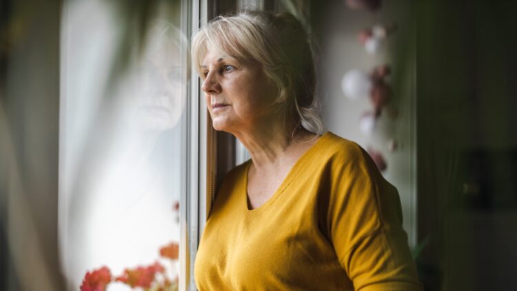 Malas noticias para los beneficiarios de una pensión de viudedad: estos son los motivos por los que te reducirán las cantidades 1 viudedad