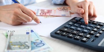 ahorrarte hasta 1.500 euros en la Renta