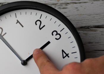 vuelve el cambio de hora en 2025