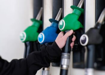 La multa que te van a poner por echar gasolina