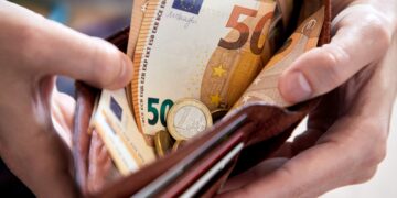 Cobrar casi 11.000 euros estando en paro