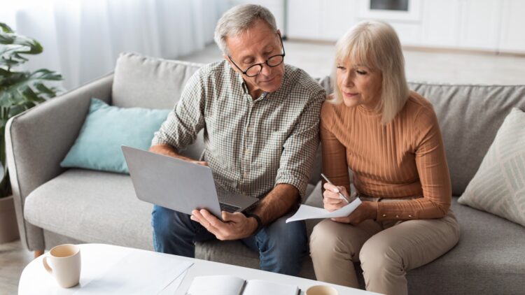 Si tienes una casa y más de 65 años, este es el mensaje que tiene Hacienda para ti. Es por el IRPF 1 Este es el mensaje que tiene Hacienda para ti