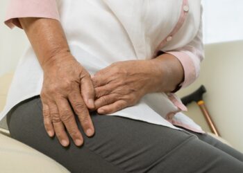 como conseguir una pension sin estar dada de alta en la seguridad social