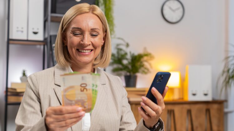 Adiós a la declaración de la Renta en 2025: la lista de ciudadanos españoles que estarán exentos 1 Adios a la declaracion de la Renta en 2025