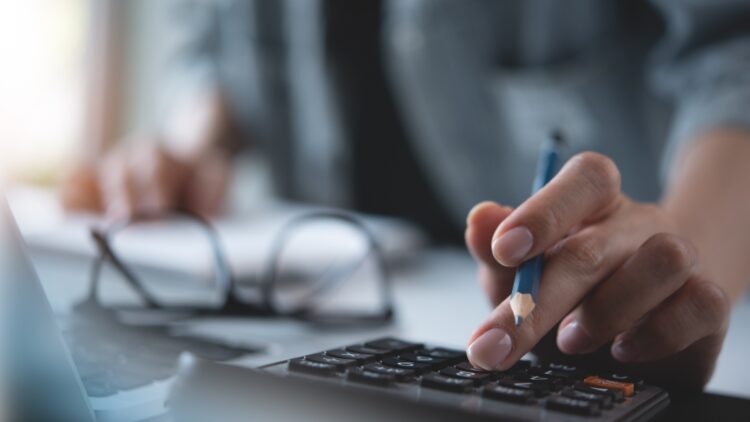 El nuevo error que afecta a tu nómina: la Seguridad Social avisa de este fallo en el cálculo 1 El nuevo error que afecta a tu nomina