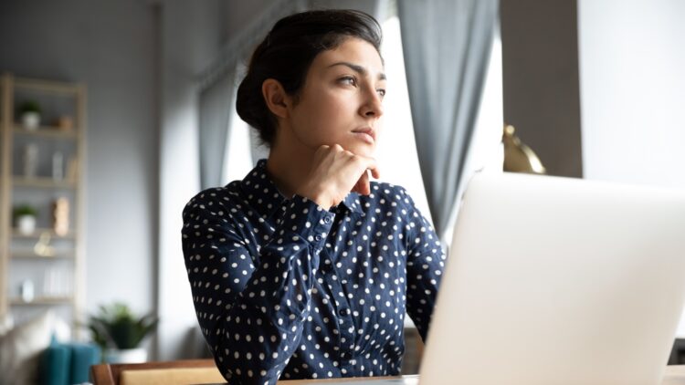 El preocupante aviso de este experto sobre las pensiones: su futuro pende de un hilo en España 1 El preocupante aviso de este experto sobre las pensiones