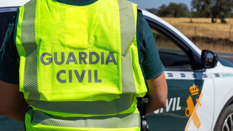 Aviso de la Guardia Civil: hasta 30.000 euros si llevas esto por la calle