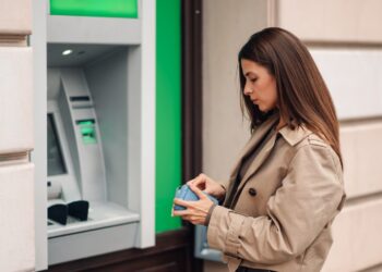 Que pasa si el cajero automatico no te da los billetes