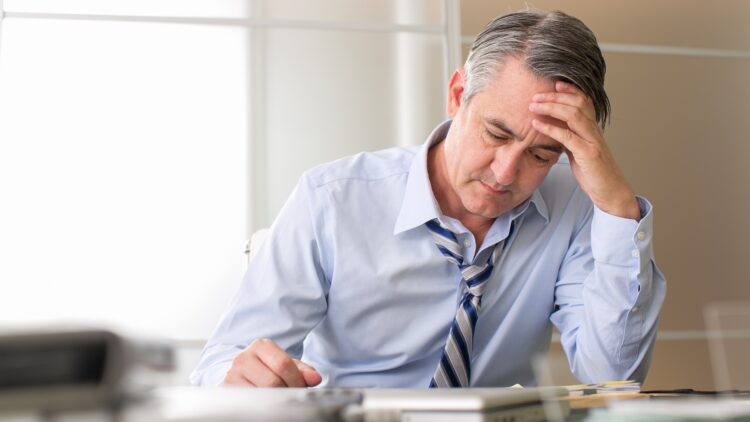 No perder el subsidio para mayores de 52 años en 2025