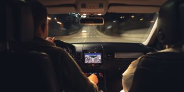 La DGT podría prohibir conducir por la noche