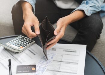 Esto es lo que debes hacer en la Renta si te despidieron en 2024