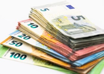 Adiós a estos billetes de euro en España: salen de circulación
