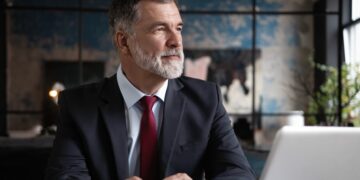 Podrás trabajar y cobrar la pensión de jubilación: la Seguridad Social lo pone todo más fácil