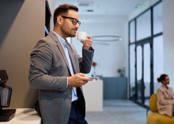 La reducción de la jornada laboral podría acabar con la pausa del café