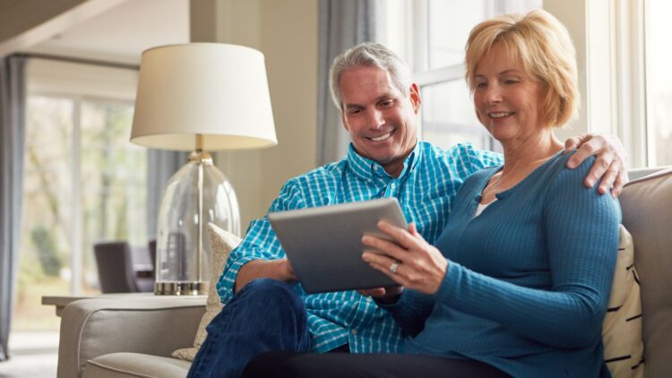 Los jubilados están de suerte: el extra en su pensión que van a recibir este mes de abril 1 El extra en su pensión que van a recibir este mes de abril