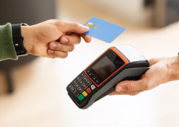 Las tarjetas de crédito y de débito han cambiado para siempre en 2025