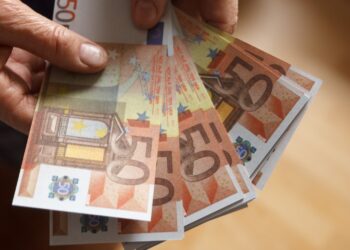 Cuándo vas a recibir la primera paga extra del 2025