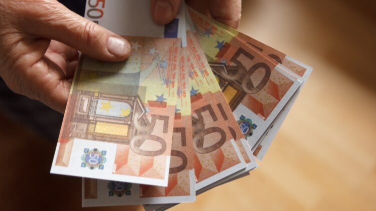 Cuándo vas a recibir la primera paga extra del 2025