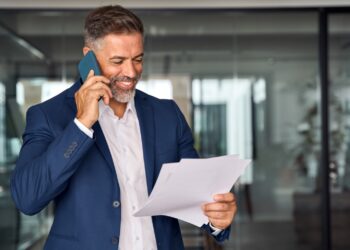 Hacer la Renta por teléfono: cuándo y qué documentos necesitas para ello