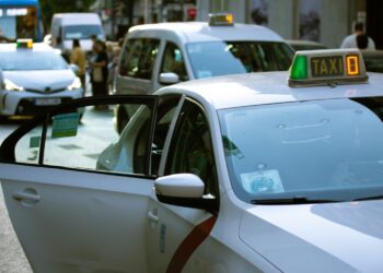 Guerra a Cabify: los taxistas españoles recurren a la Justicia