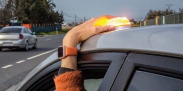 Las claves para saber si tu baliza V16 está homologada o no