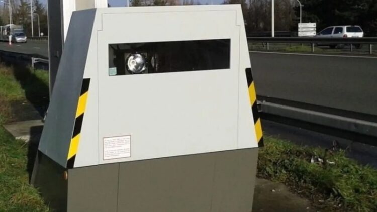 Es oficial: la DGT copia a Francia e implantará estos controles en las carreteras españolas 1 Es oficial: la DGT copia a Francia