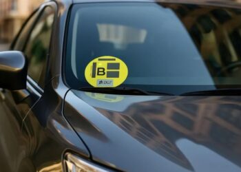 Los coches con etiqueta B de la DGT tendrán más restricciones
