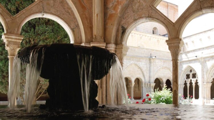 Confirmado: este desconocido pueblo medieval esconde un Patrimonio de la Humanidad libre de turistas (por ahora) 1 Pueblo medieval esconde un Patrimonio de la Humanidad