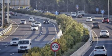 La DGT reduce a 100 km/h la velocidad máxima