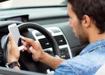 Es oficial: este es el gesto que más multa la DGT