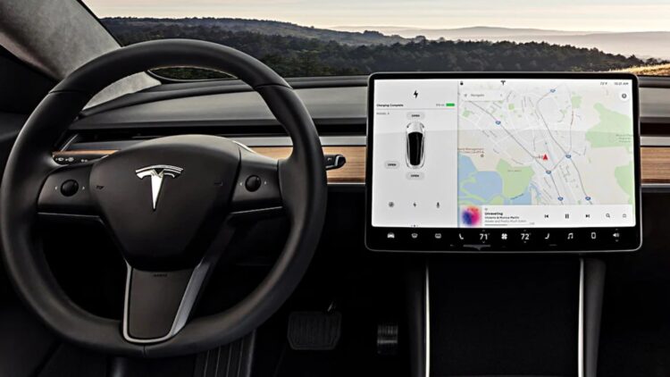 Ni error ni casualidad: Tesla homenajea a esta película en su nueva campaña publicitaria y deja a todos sin palabras 1 Tesla homenajea a esta película en su nueva campaña