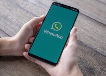 WhatsApp te permitirá añadir enlaces a tu Instagram y a tu Facebook