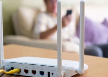 Un experto lo confirma: tu WiFi va lento por culpa tuya