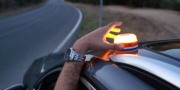 Estas luces V16 ya están homologadas por la DGT
