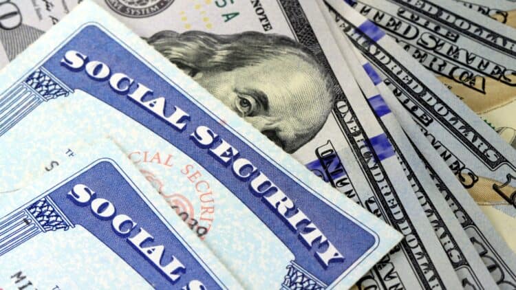 You are receiving a new Social Security payment today – List of retirees receiving a new check in November