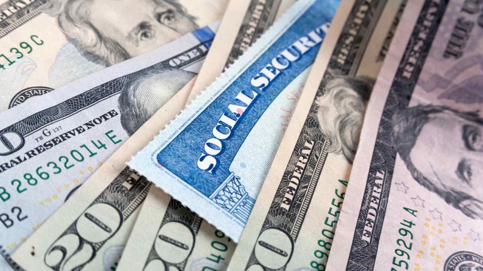 Social Security Announces Date of First Payment with New Check Increase