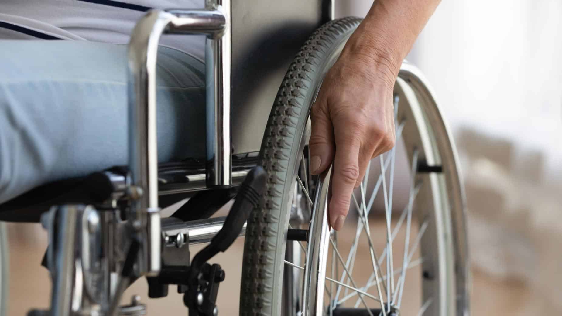 $1,542 SSDI direct payments are issued today – disability benefits will be sent next week too